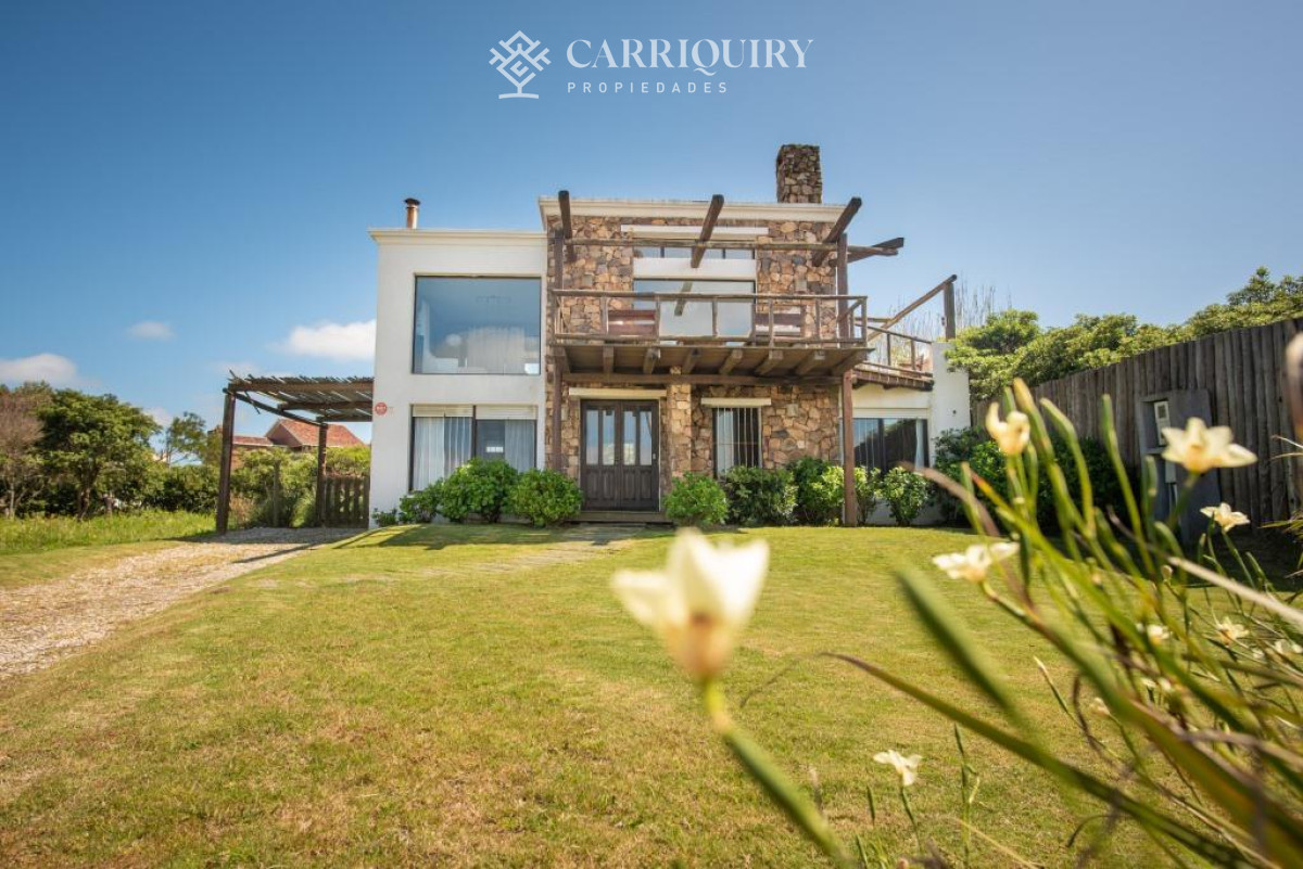 Casa ID.5241 - Casa en venta con vista al mar