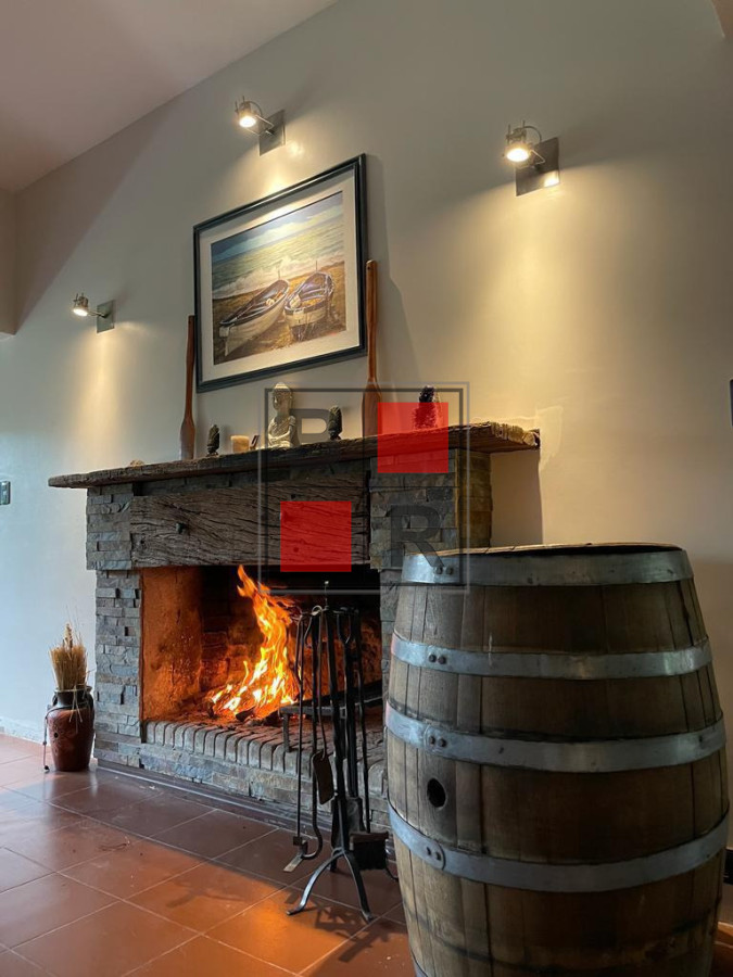 Casa ID.1111 - Casa a la venta con piscina 