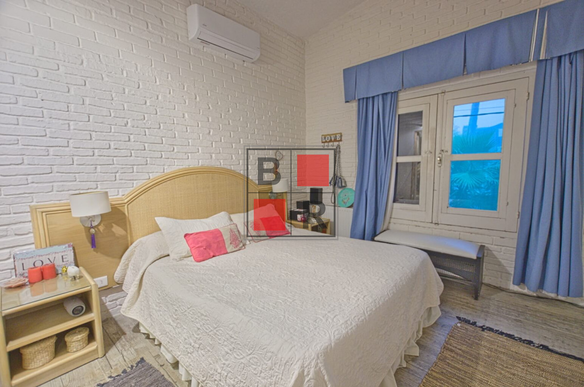 Casa ID.1111 - Casa a la venta con piscina 