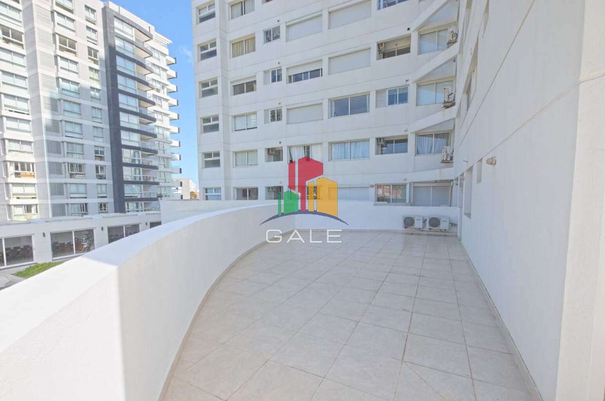 Apartamento ID.1701 - Apartamento en venta 3 dormitorios con parrillero Playa Mansa
