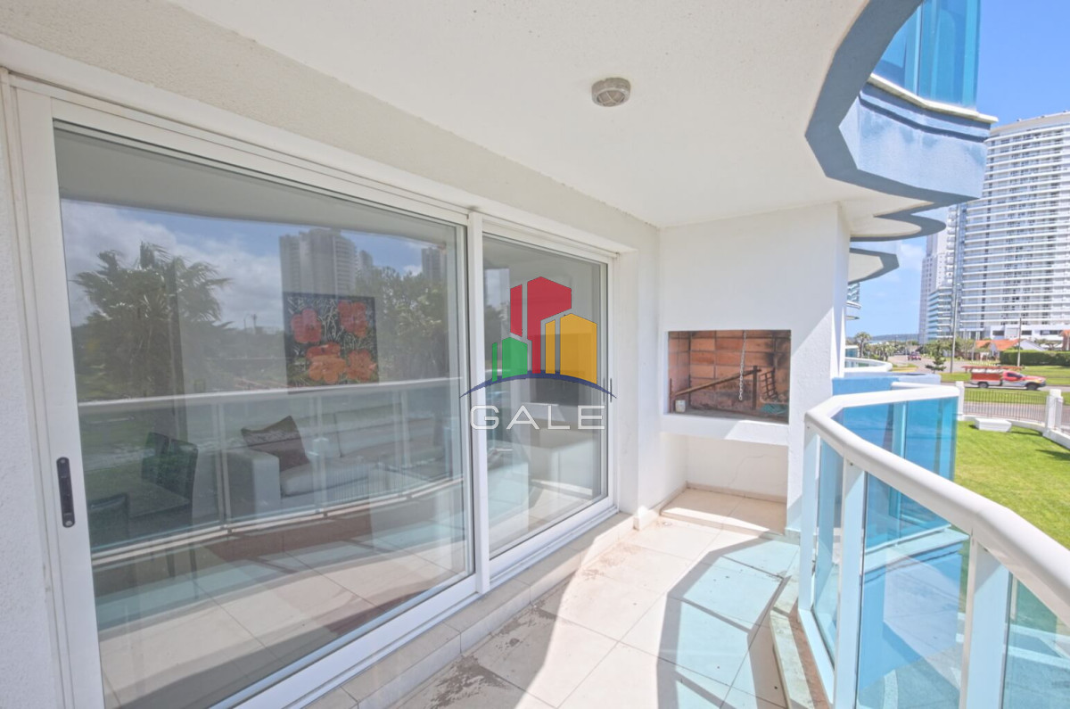 Apartamento ID.1701 - Apartamento en venta 3 dormitorios con parrillero Playa Mansa