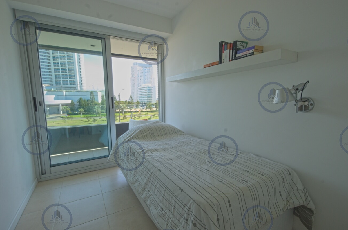 Apartamento ID.1061 - Apartamento de 3 Dormitorios en Playa Mansa