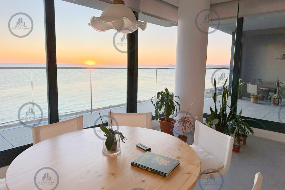 Apartamento en Venetian Luxury Residences en alquiler de temporada - Mansa — fotografía 2