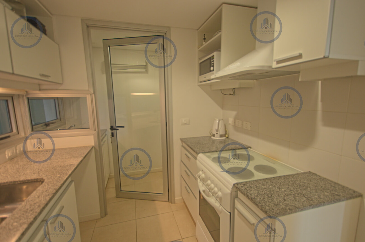 Apartamento ID.1061 - Apartamento de 3 Dormitorios en Playa Mansa