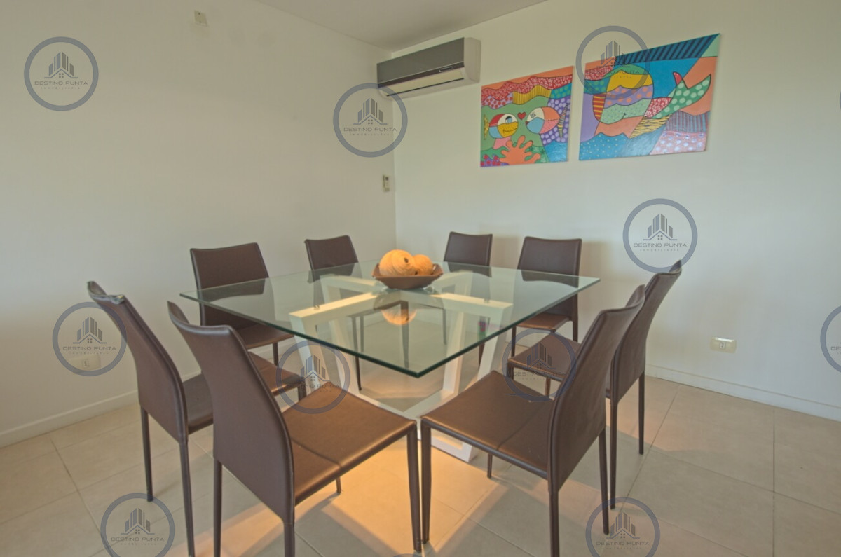 Apartamento ID.1061 - Apartamento de 3 Dormitorios en Playa Mansa
