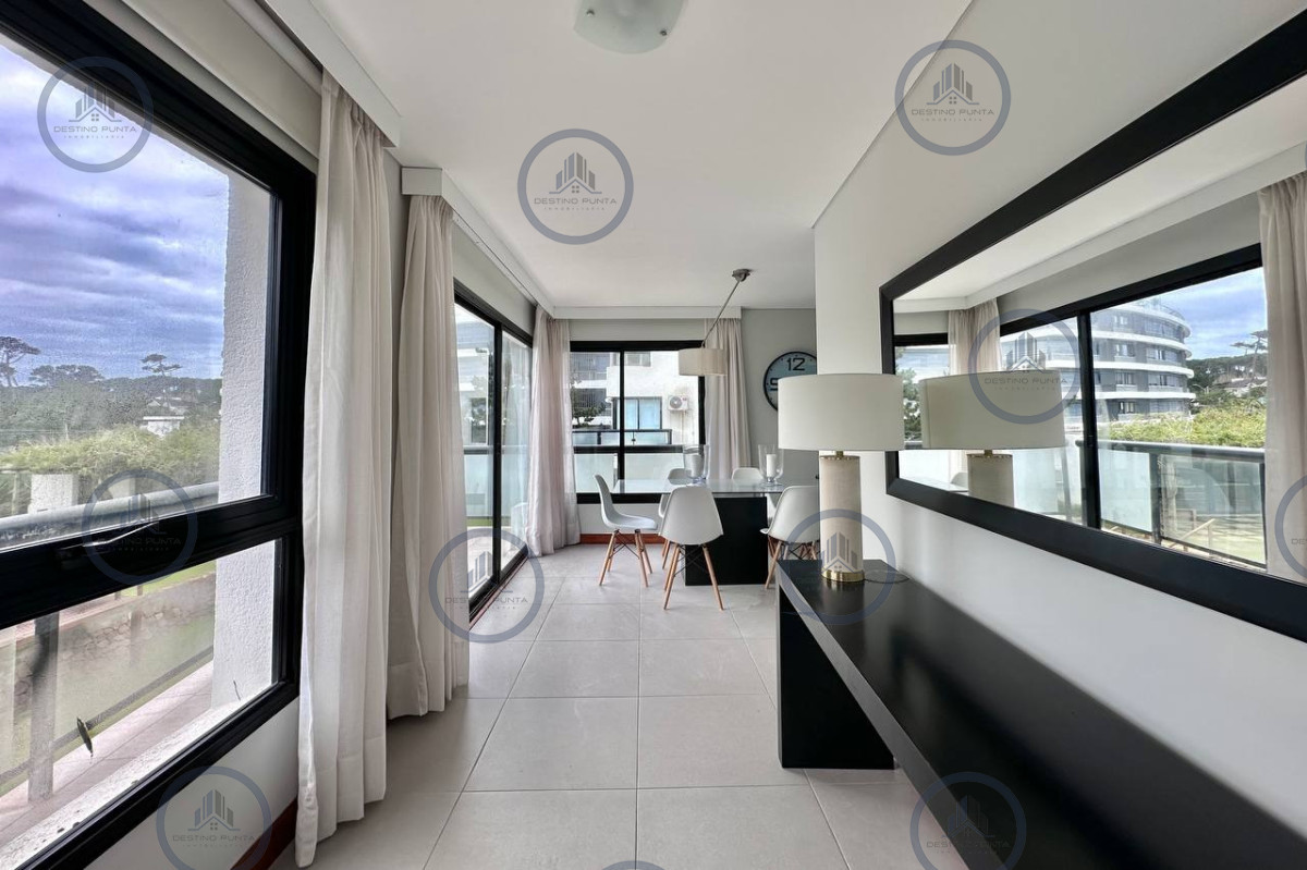 Alquiler en Playa Brava, Apartamento de 3 Dormitorios — fotografía 4