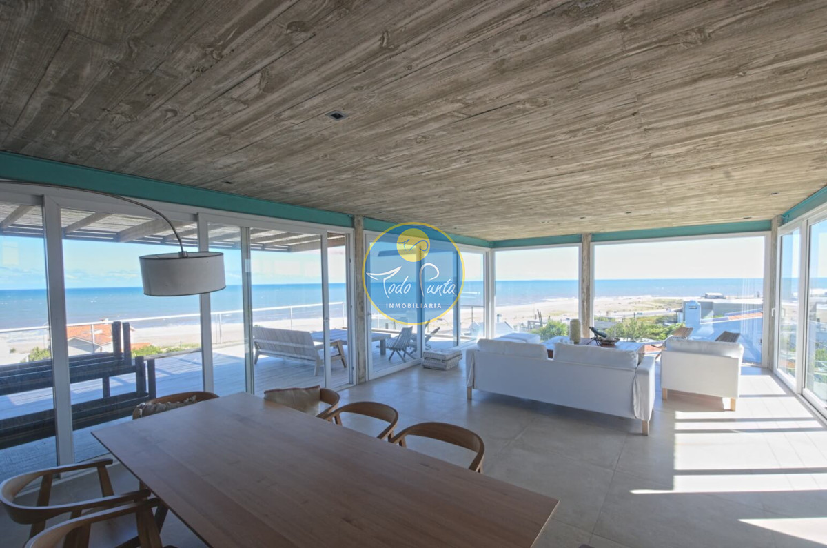 casa en alquiler a metros del mar con excelente vista  - tdp6339c