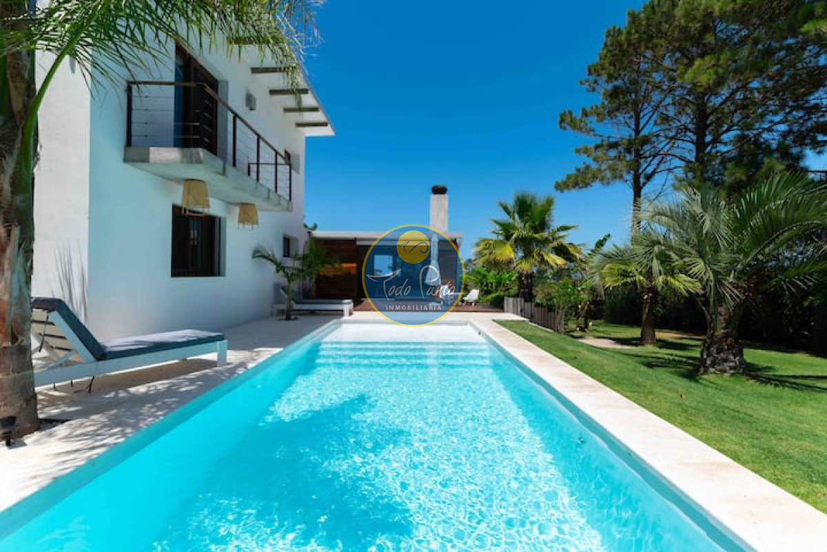 Casa de 3 dormitorios en alquiler en La Barra  - TDP6781C