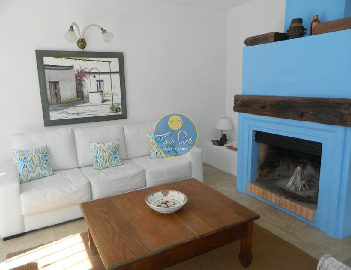 Miniatura de Casa de 2 dormitorios en El Tesoro, Punta del Este | Todo Punta