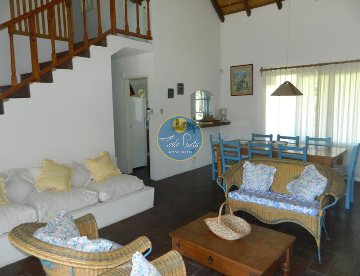 Miniatura de Casa de 3 dormitorios en El Tesoro, Punta del Este | Todo Punta