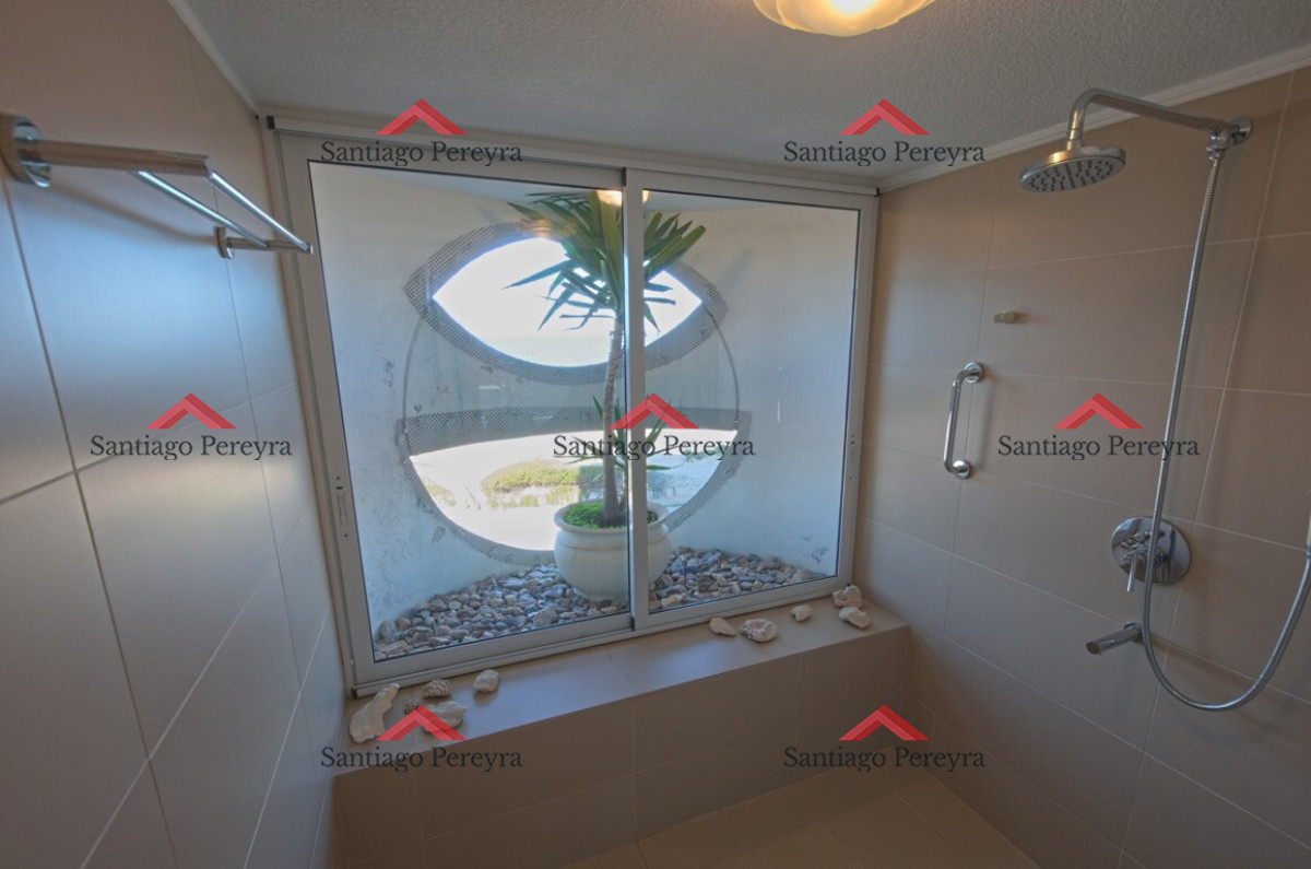 Apartamento ID.12933 - Apartamento frente al mar en Playa Brava, Venta