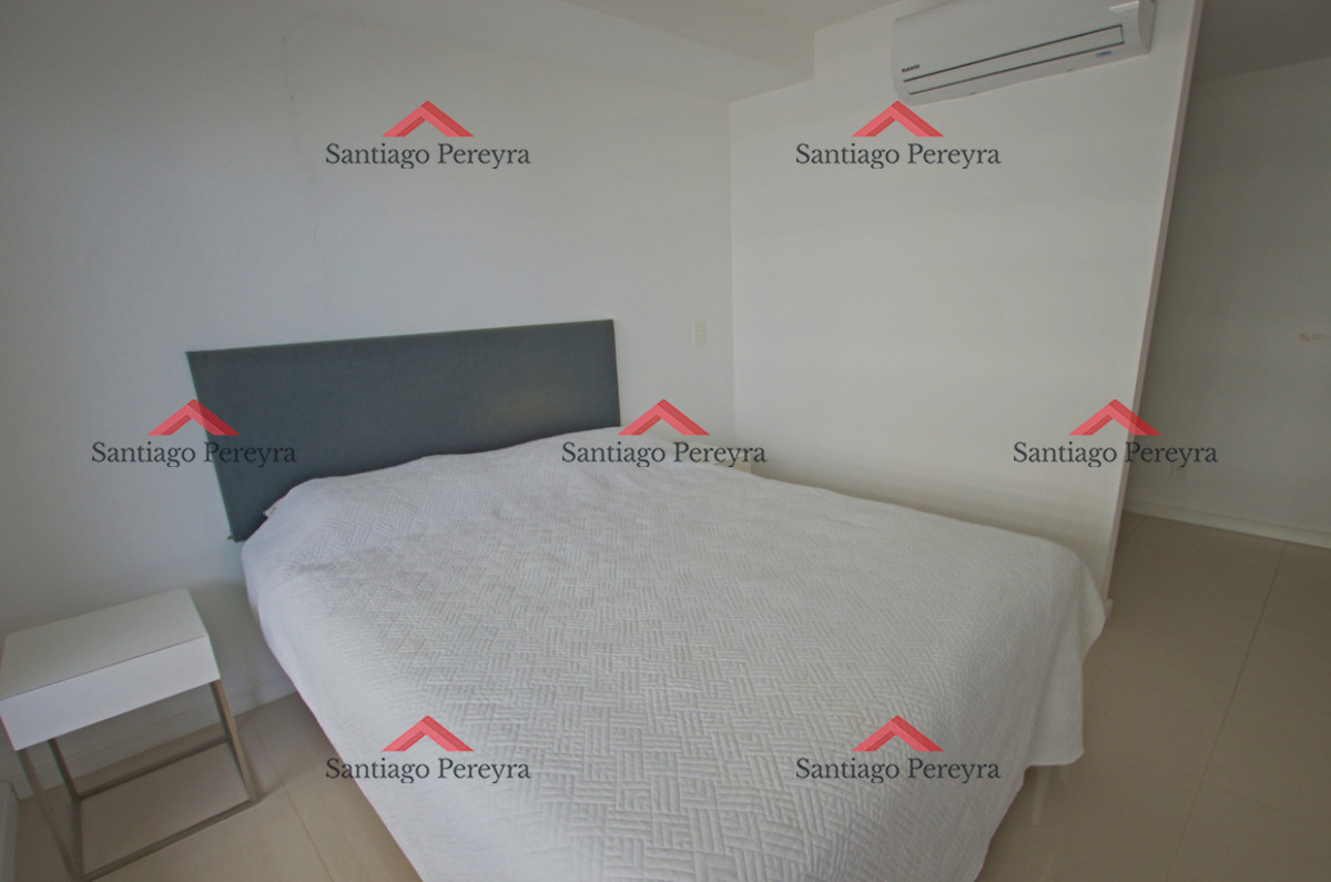 Apartamento ID.14690 - Venta - Apartamento 2 Dormitorios - Brava