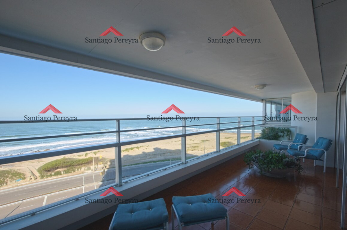 Apartamento ID.12933 - Apartamento frente al mar en Playa Brava, Venta
