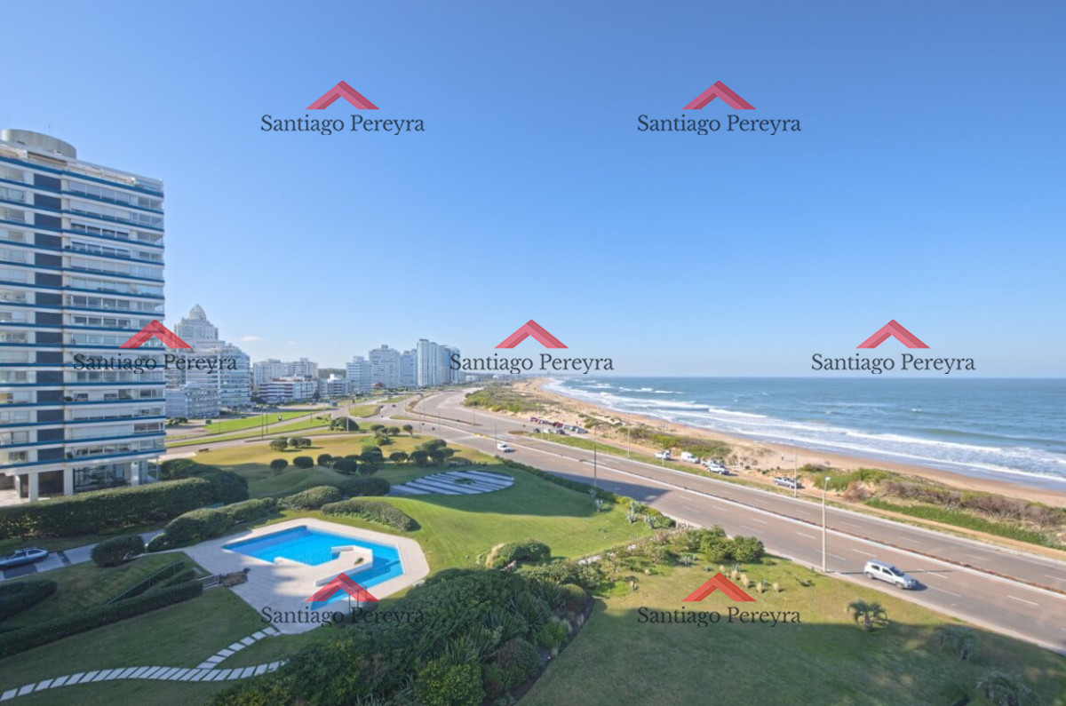 Apartamento ID.12933 - Apartamento frente al mar en Playa Brava, Venta