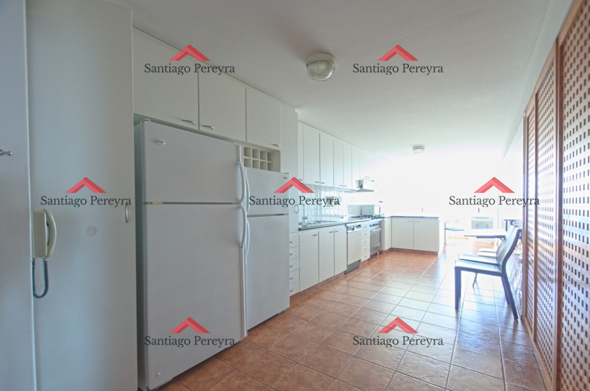 Apartamento ID.12933 - Apartamento frente al mar en Playa Brava, Venta