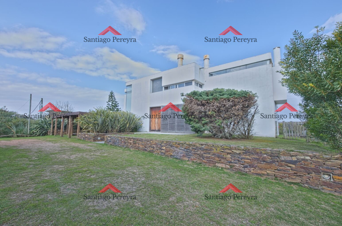 Casa ID.15351 - Casa en venta - Punta Piedras