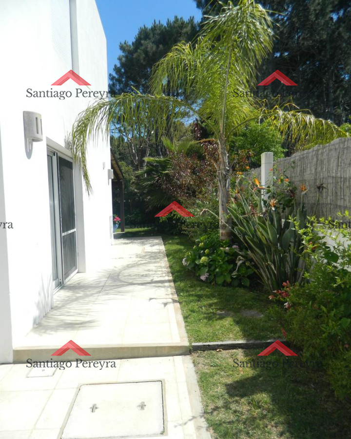 Casa ID.14495 - Casa en alquiler 4 dormitorios La Barra
