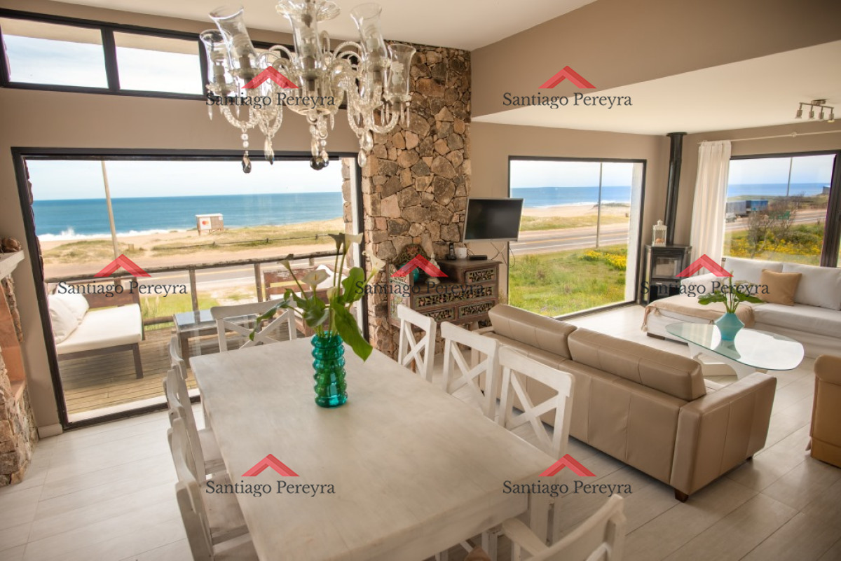Casa ID.7350 - Casa en venta con vista al mar