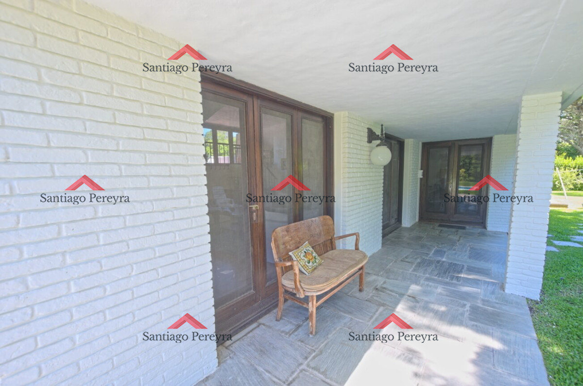 Casa ID.14422 - Casa de 4 dormitorios con piscina climatizada en alquiler