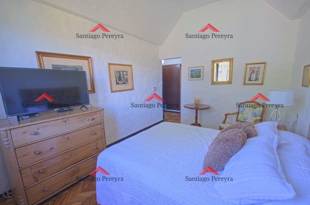 Casa ID.14422 - Casa de 4 dormitorios con piscina climatizada en alquiler
