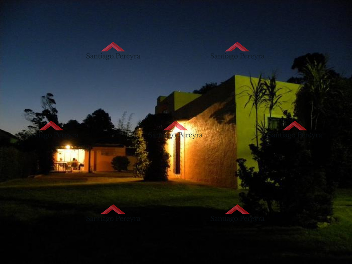 Casa ID.8008 - Casa en venta -  Balneario Buenos Aires