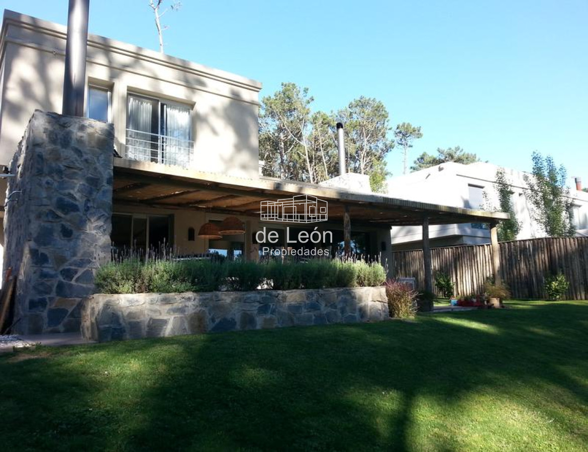 Casa ID.14858 - Casa en venta -  Rincón del Indio