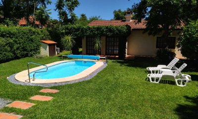 Casa en venta - Playa Mansa - 4 dormitorios