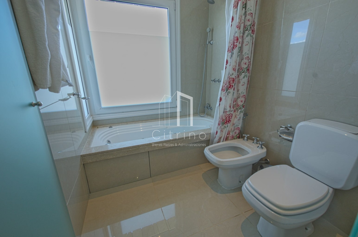 Apartamento ID.100 - Penthouse en venta Veramansa