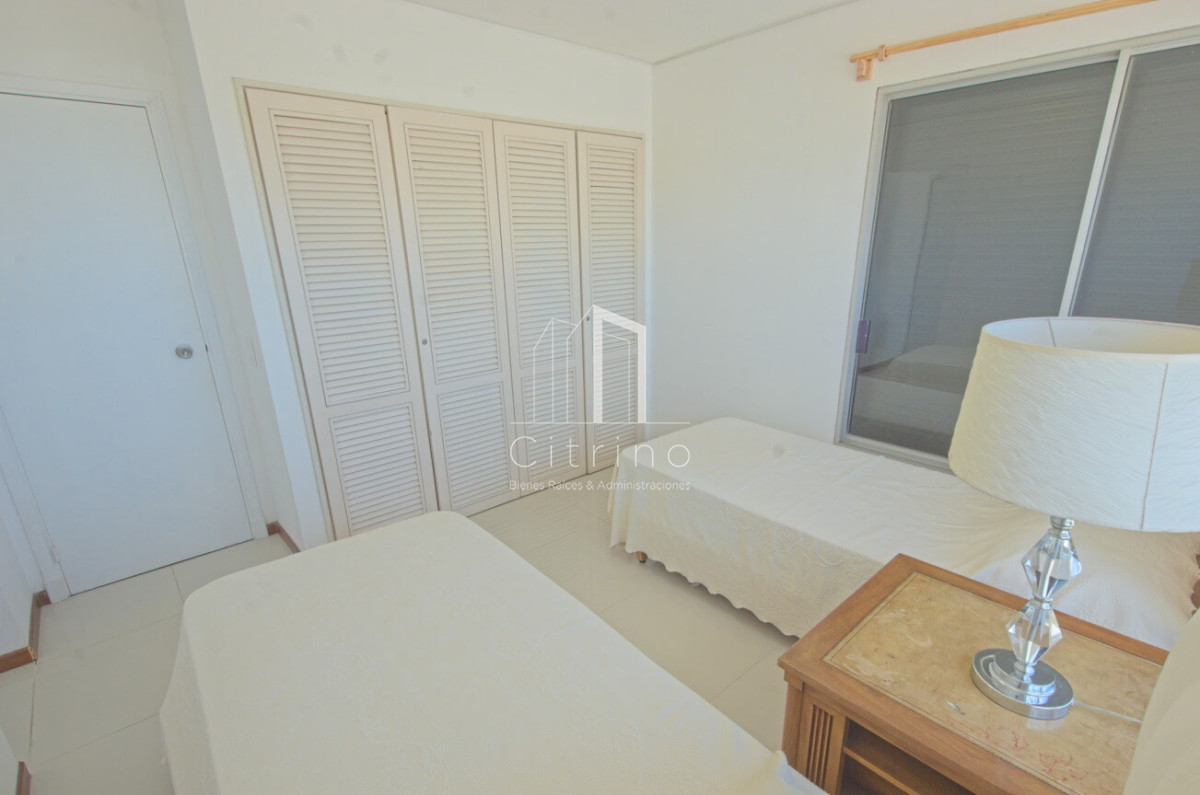 Apartamento ID.432 - Alquiler de temporada Playa Mansa