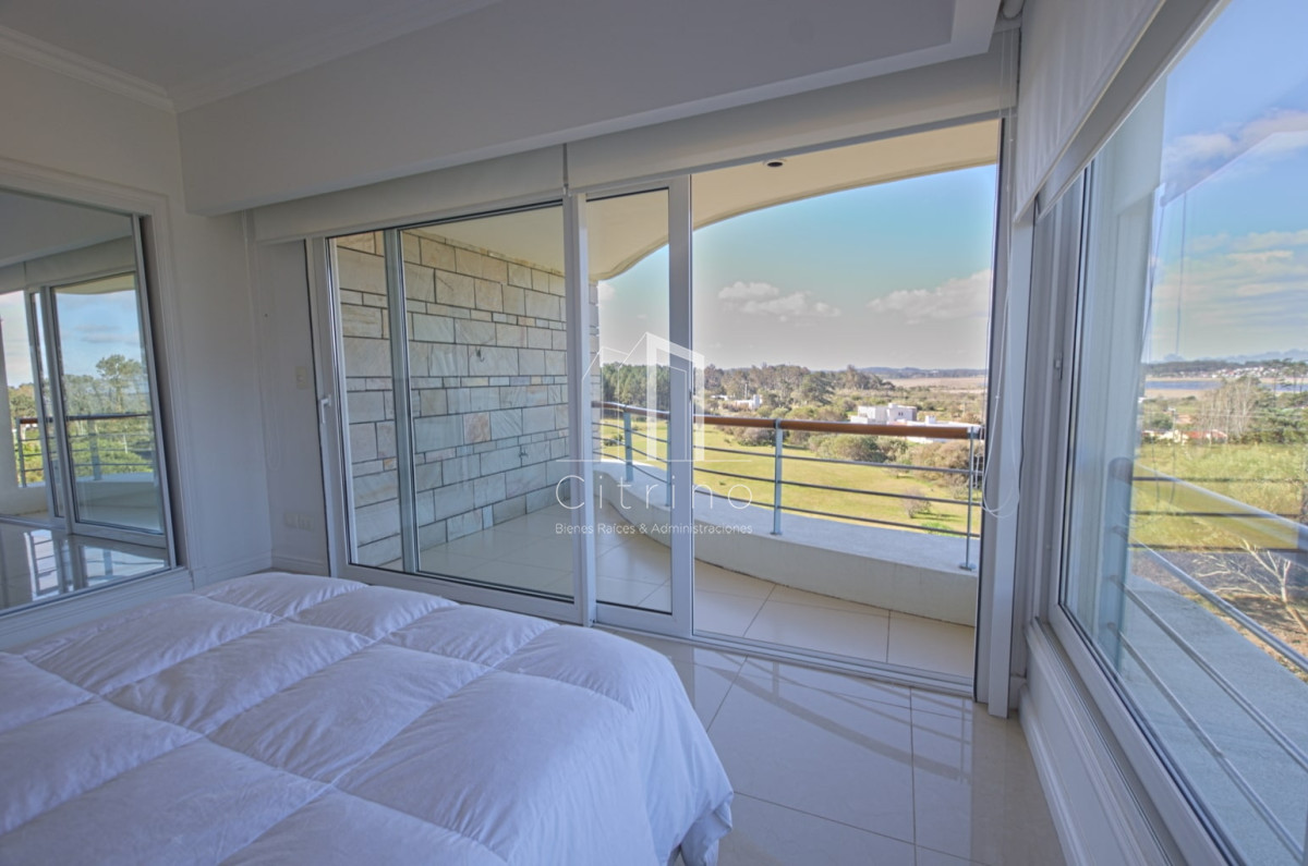 Apartamento ID.100 - Penthouse en venta Veramansa