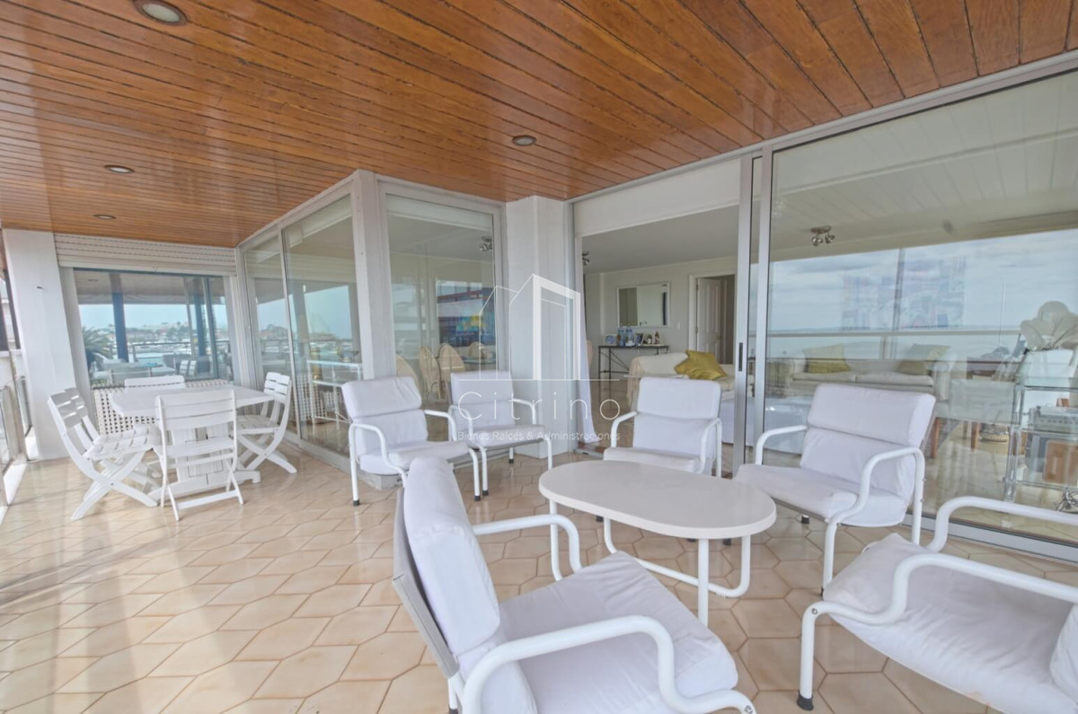 Apartamento ID.232 - Apartamento 3 dormitorios en venta Puerto