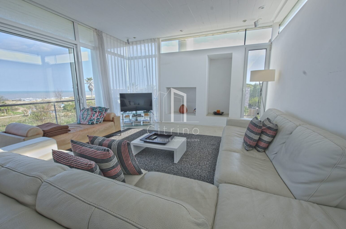 Casa ID.254 - Casa en venta - Punta Piedras