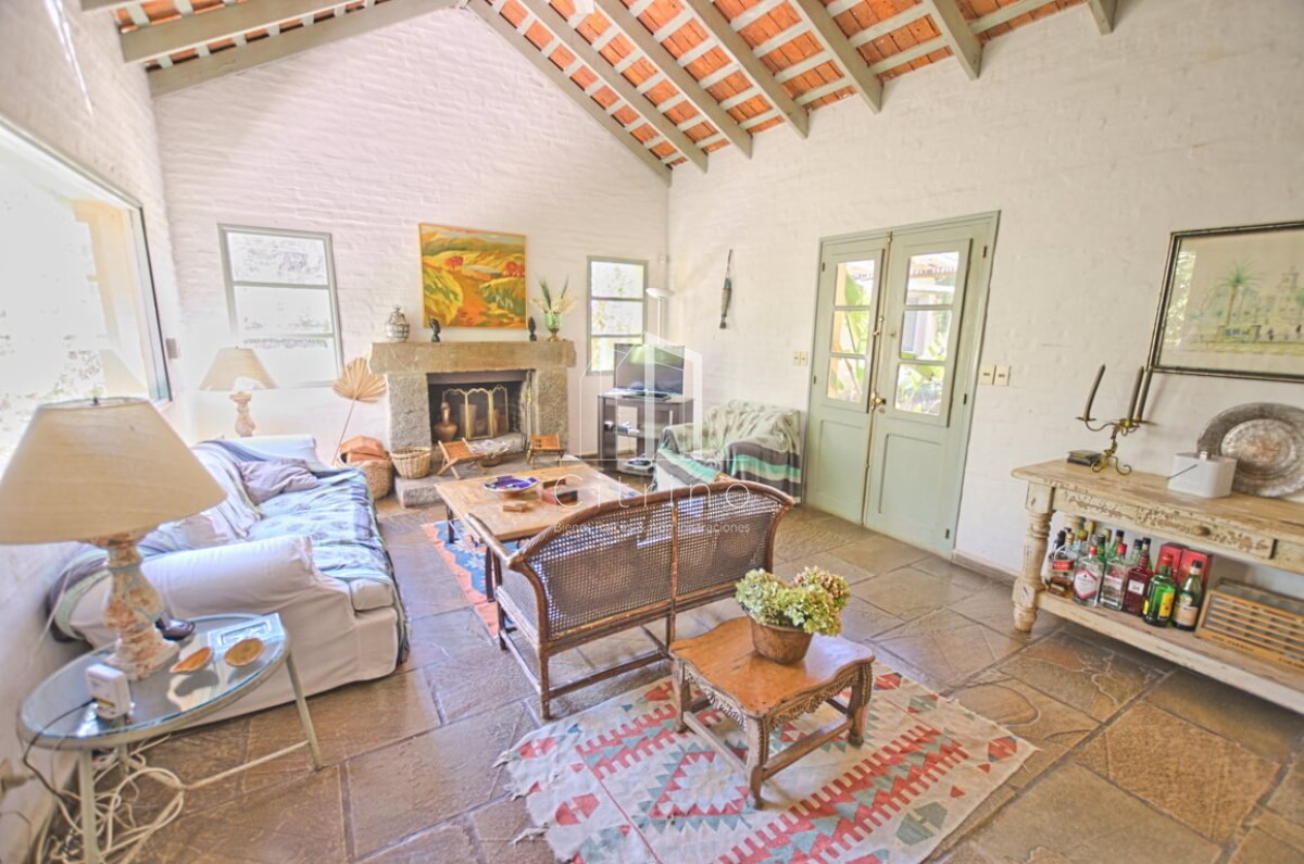 Casa ID.256 - Casa de 3 dormitorios con piscina en La Barra