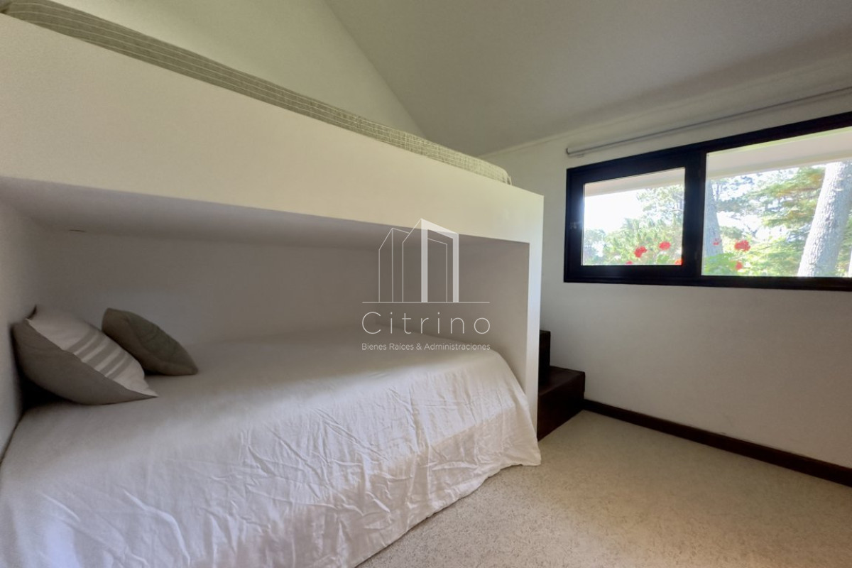 Casa ID.1314 - Casa de 4 dormitorios en venta - San Rafael
