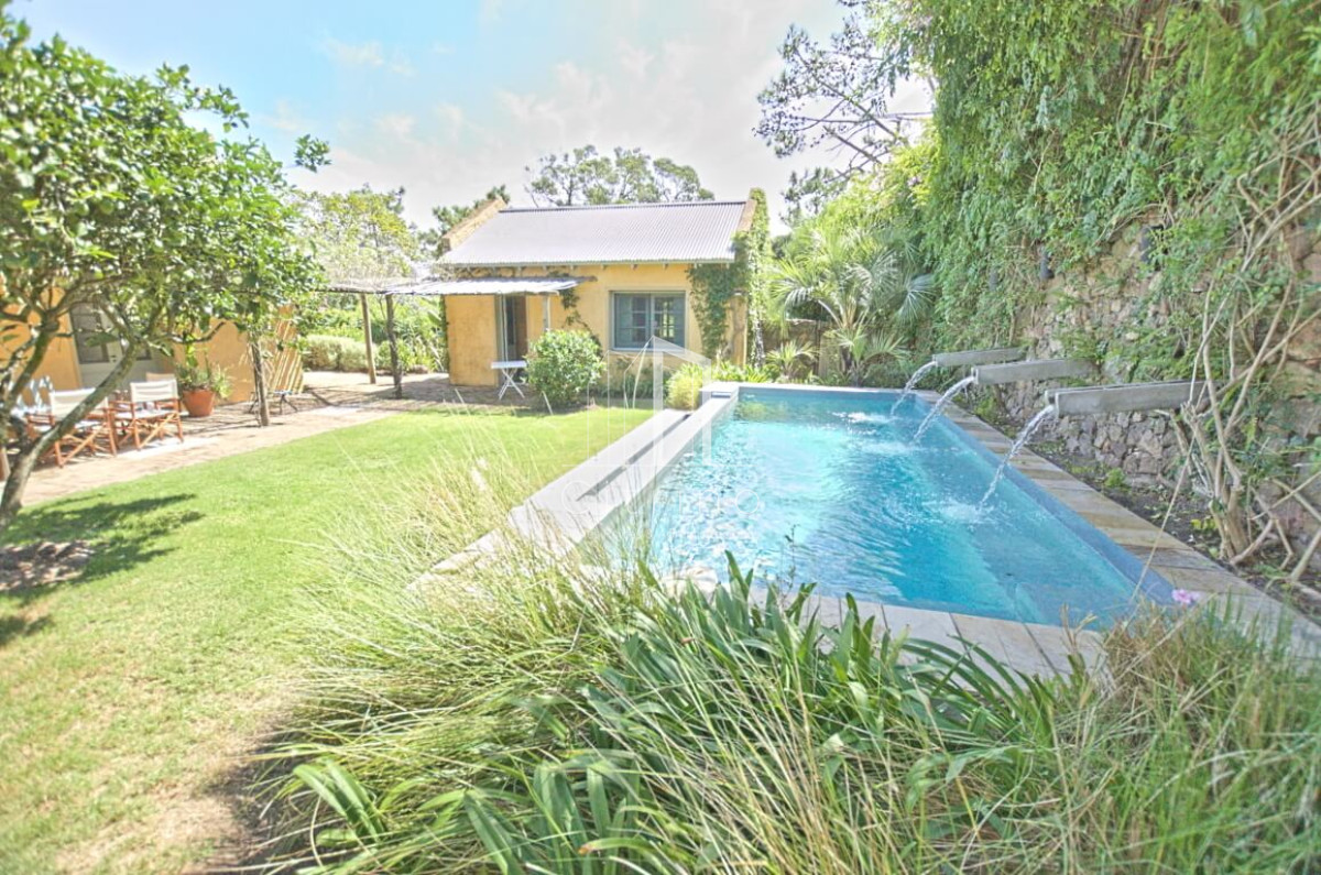 Casa ID.256 - Casa de 3 dormitorios con piscina en La Barra
