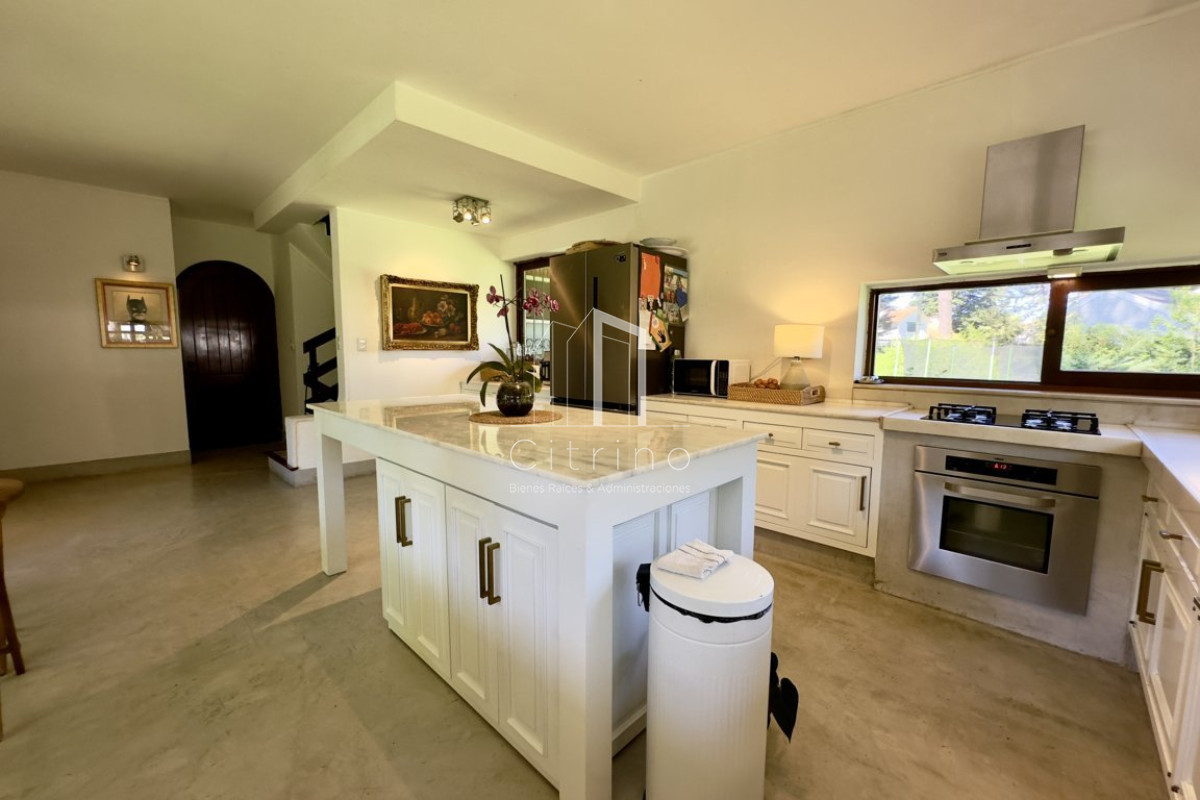 Casa ID.1314 - Casa de 4 dormitorios en venta - San Rafael