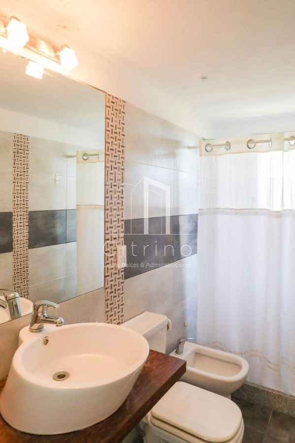 Casa ID.198 - Casa en Montoya 5 dormitorios en venta