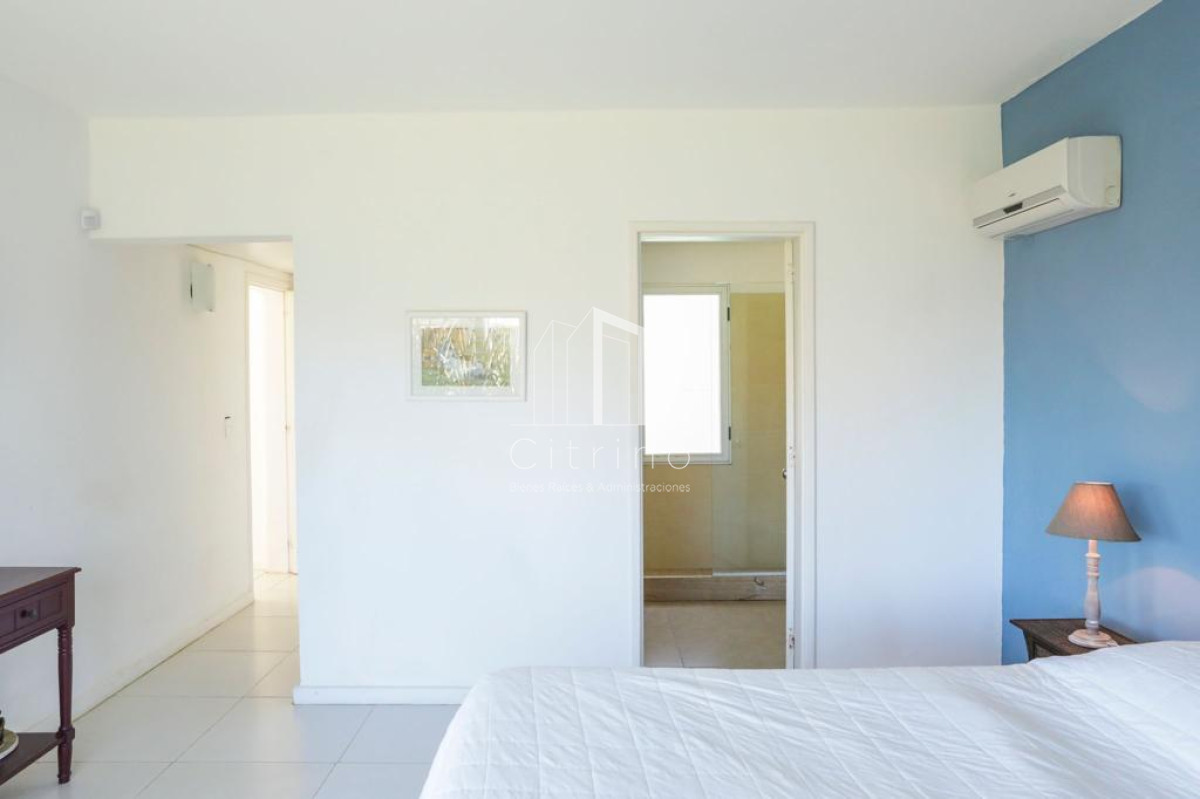 Casa ID.198 - Casa en Montoya 5 dormitorios en venta