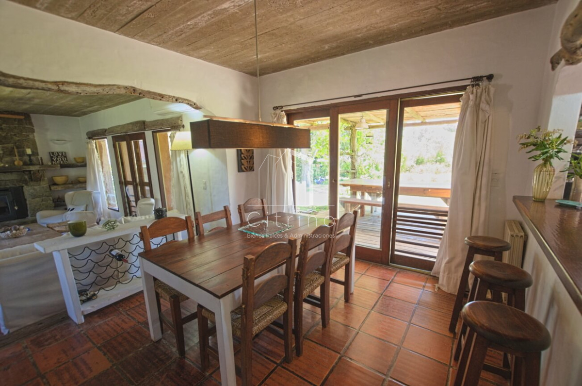 Casa ID.450 - Casa de 3 dormitorios en alquiler en La Barra 
