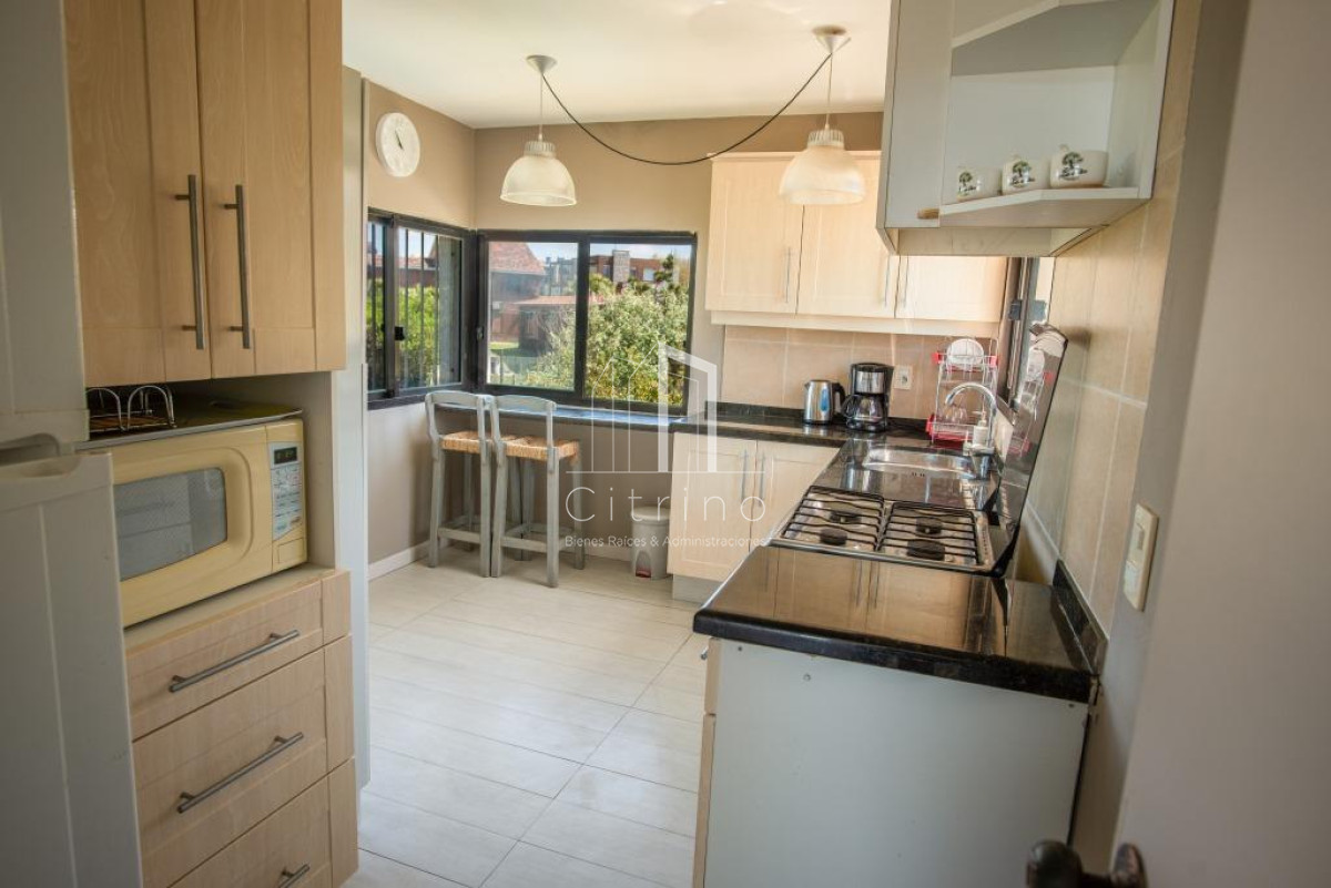 Casa ID.263 - Casa en venta 4 dormitorios