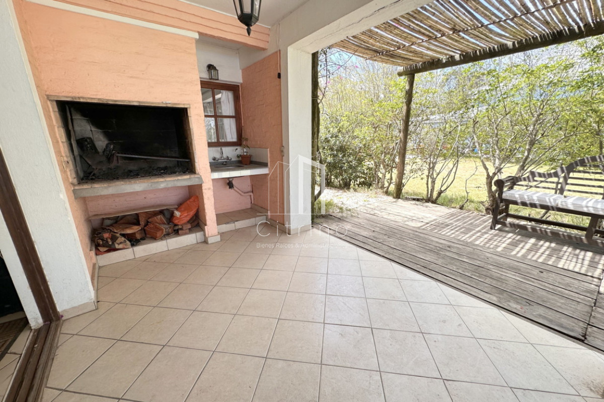 Casa ID.84 - Casa en alquiler 4 dormitorios con piscina en La Barra