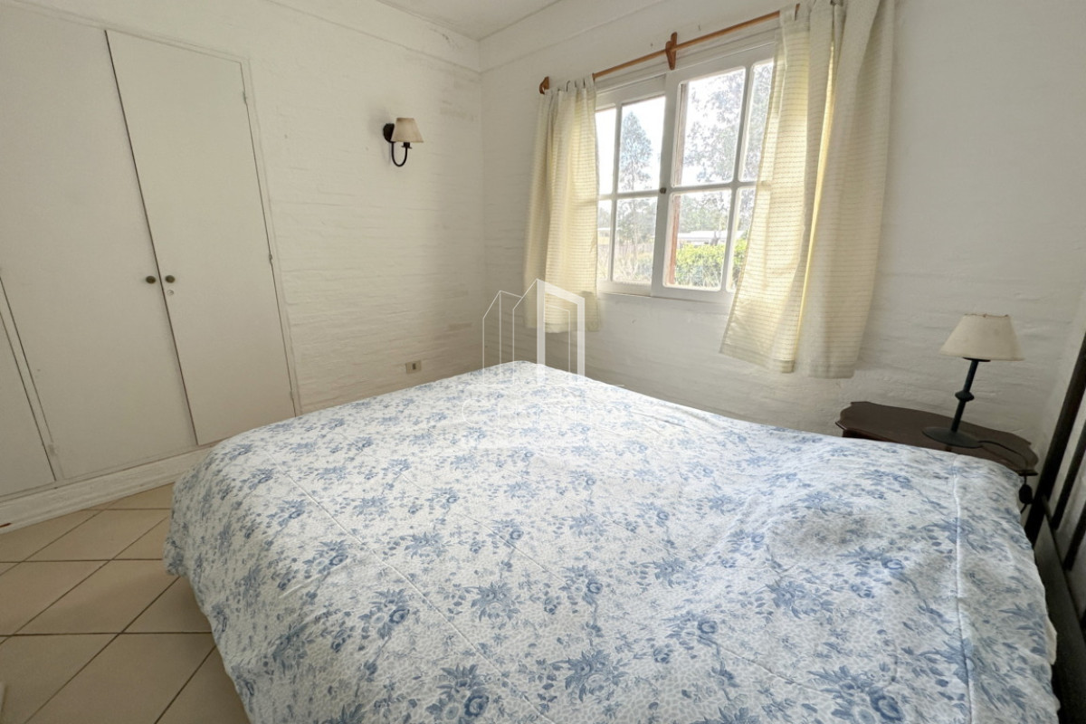 Casa ID.84 - Casa en alquiler 4 dormitorios con piscina en La Barra