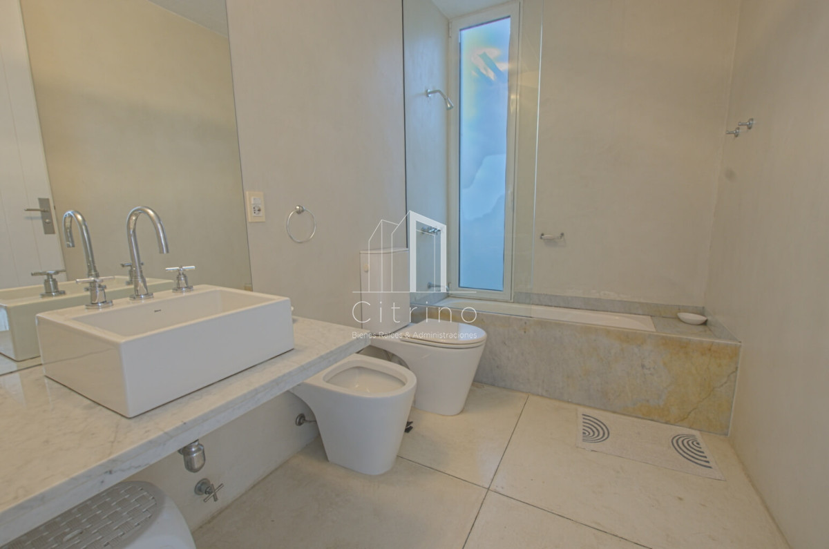 Casa ID.254 - Casa en venta - Punta Piedras