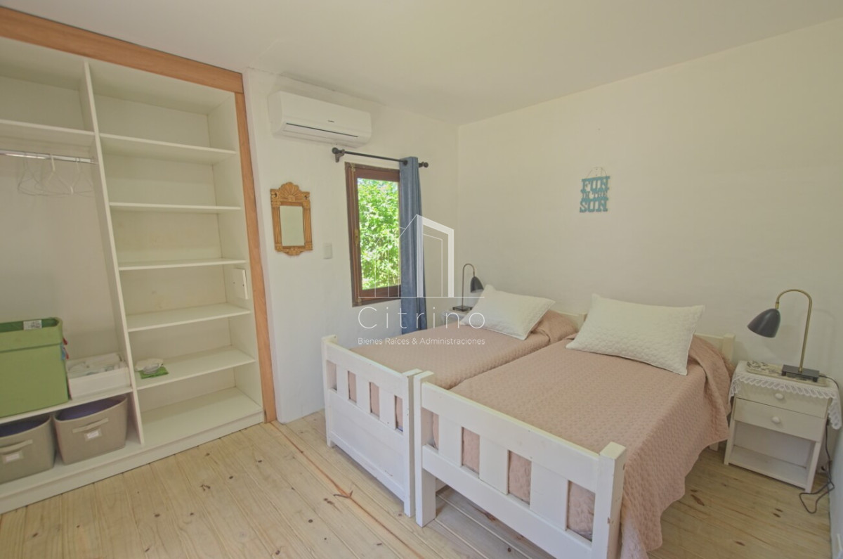 Casa ID.450 - Casa de 3 dormitorios en alquiler en La Barra 