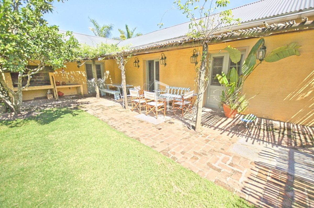 Casa ID.256 - Casa de 3 dormitorios con piscina en La Barra