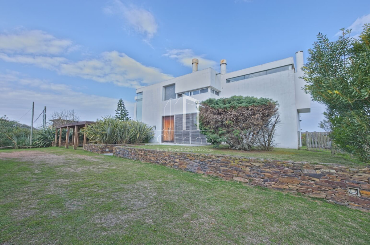 Casa ID.254 - Casa en venta - Punta Piedras