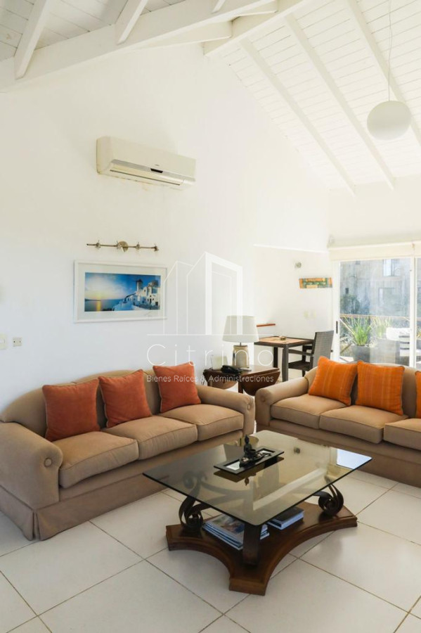 Casa ID.198 - Casa en Montoya 5 dormitorios en venta