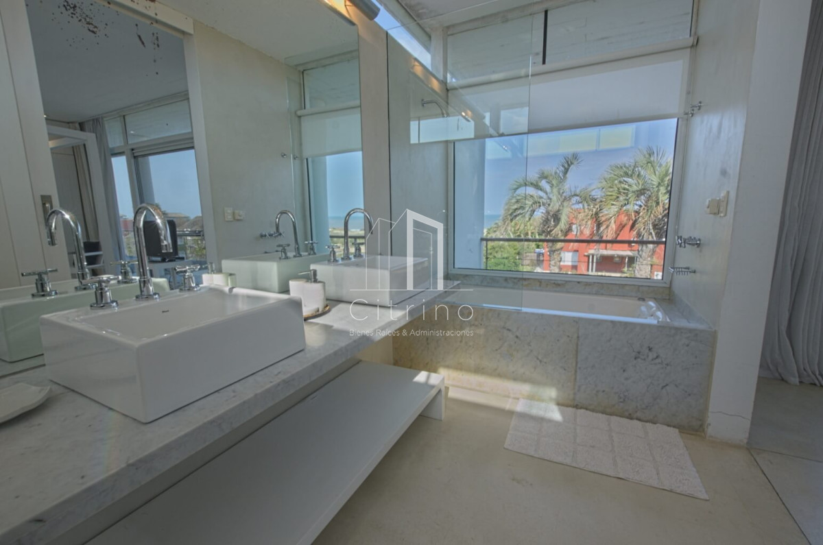 Casa ID.254 - Casa en venta - Punta Piedras