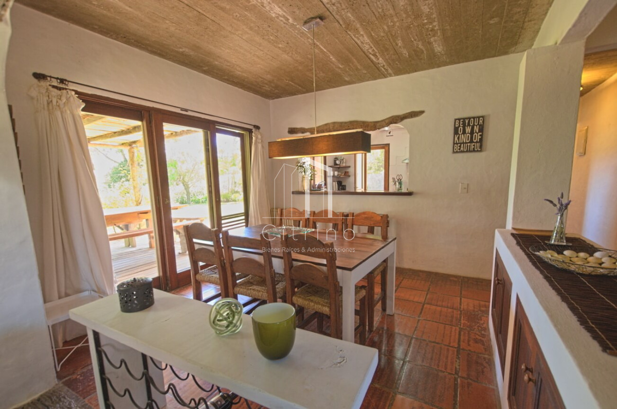Casa ID.450 - Casa de 3 dormitorios en alquiler en La Barra 