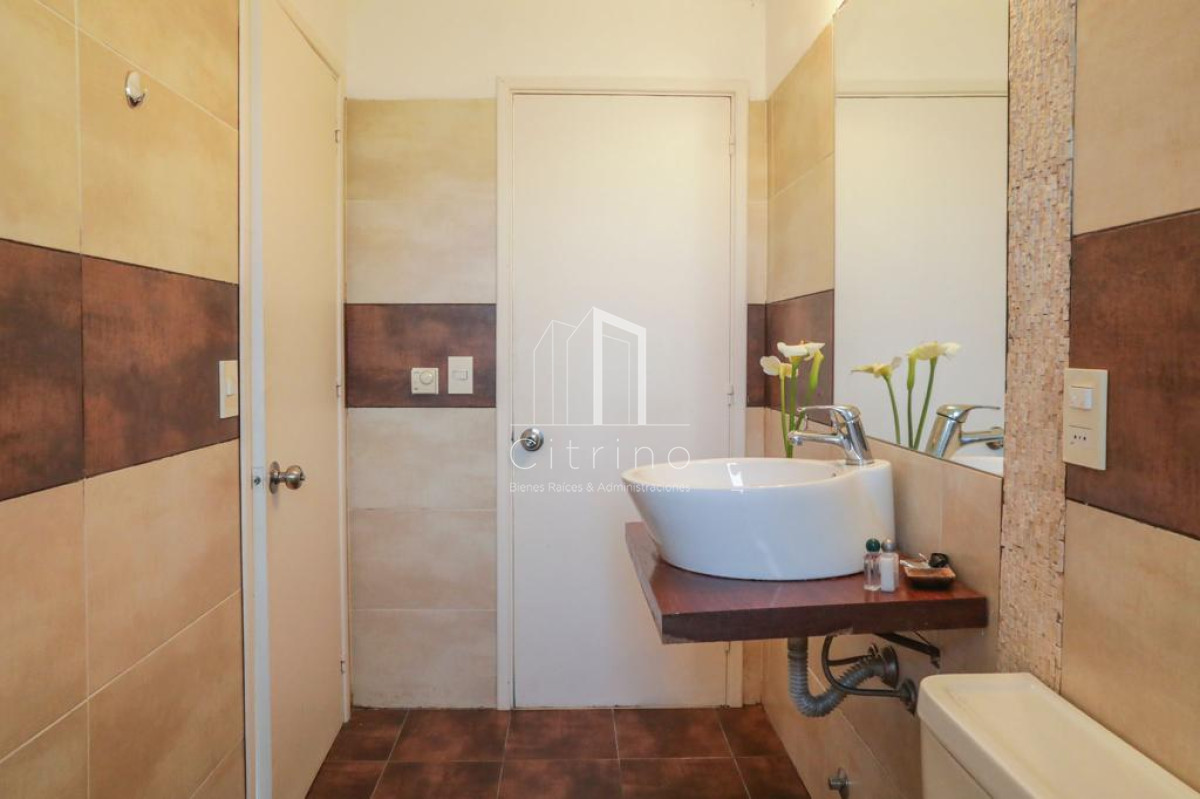 Casa ID.198 - Casa en Montoya 5 dormitorios en venta